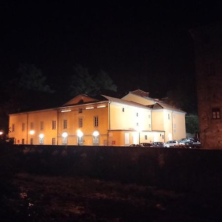 Tuscany, Pontremoli, Italy Swallows Court Lovely Home Sleeps 2 To 4 People 외부 사진